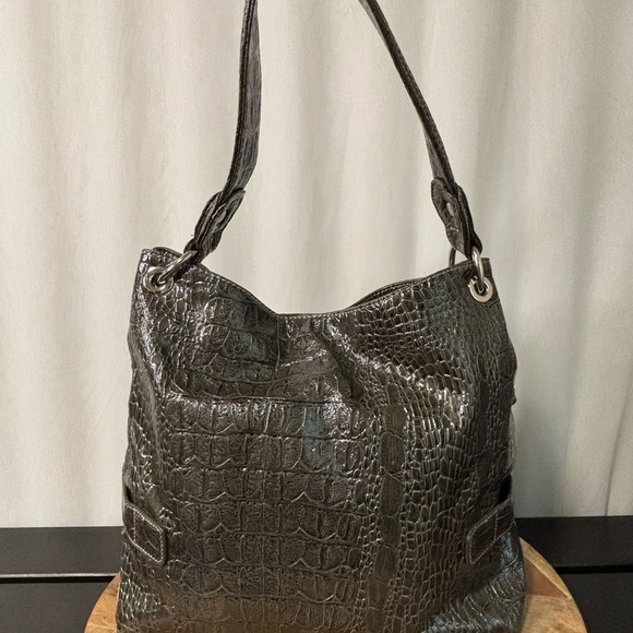 Metallic Green Croc-Embossed Shoulder Bag – Statement Y2K Style - Picture 4 of 14